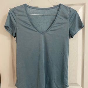 Lululemon V Neck Shirt